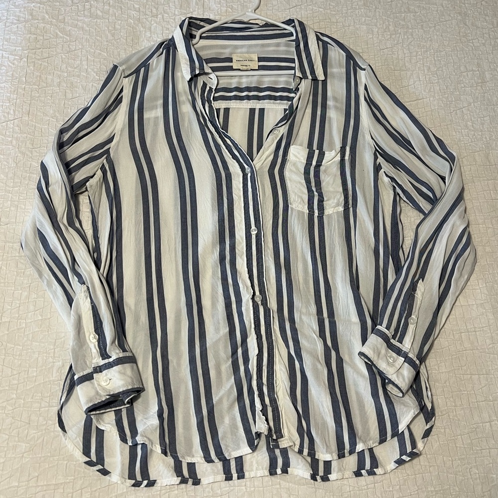 American Eagle Button Up Shirt